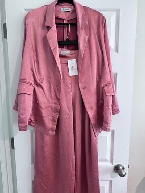 Boutique Satin Blazer Set - Pink - Size Small
